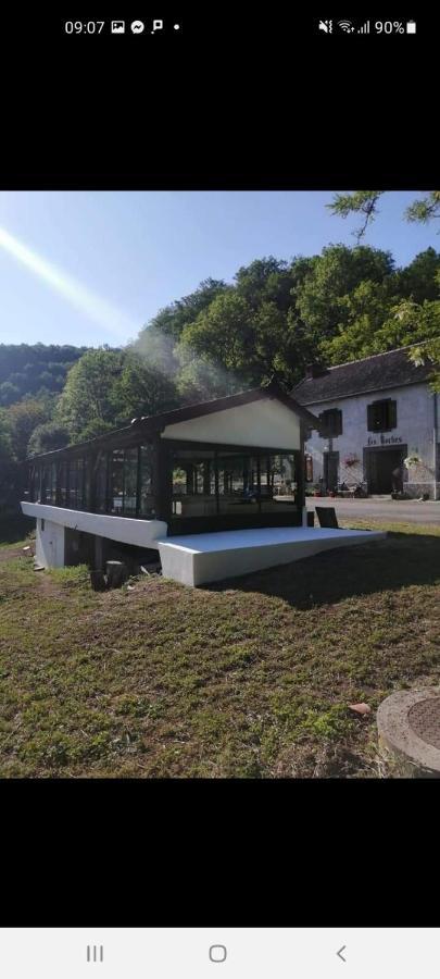 Les Roches Chambre D'Hotes Servant Екстериор снимка